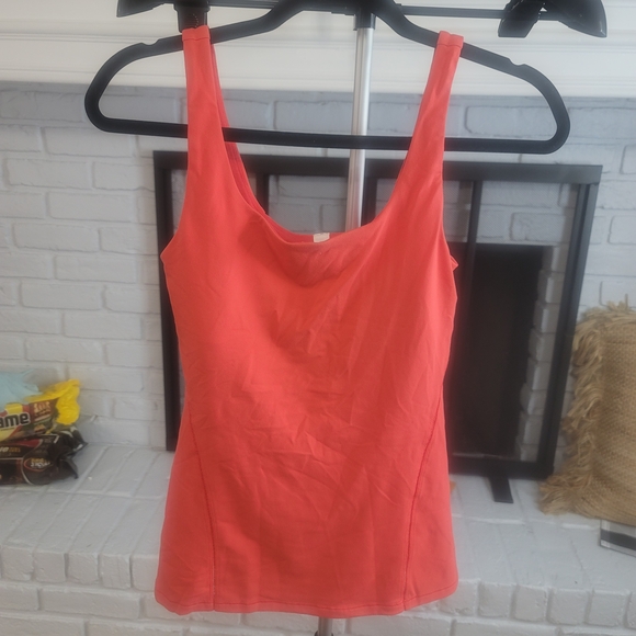 lululemon athletica Tops - lululemon athletica Coral Scoop Tank Top